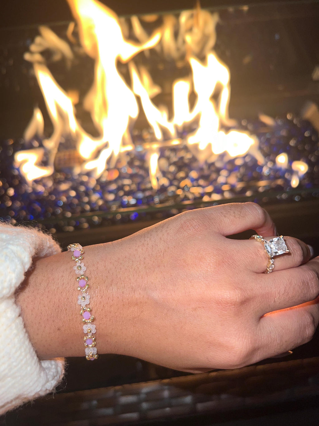 Purple & White Daisy Beaded Bracelet