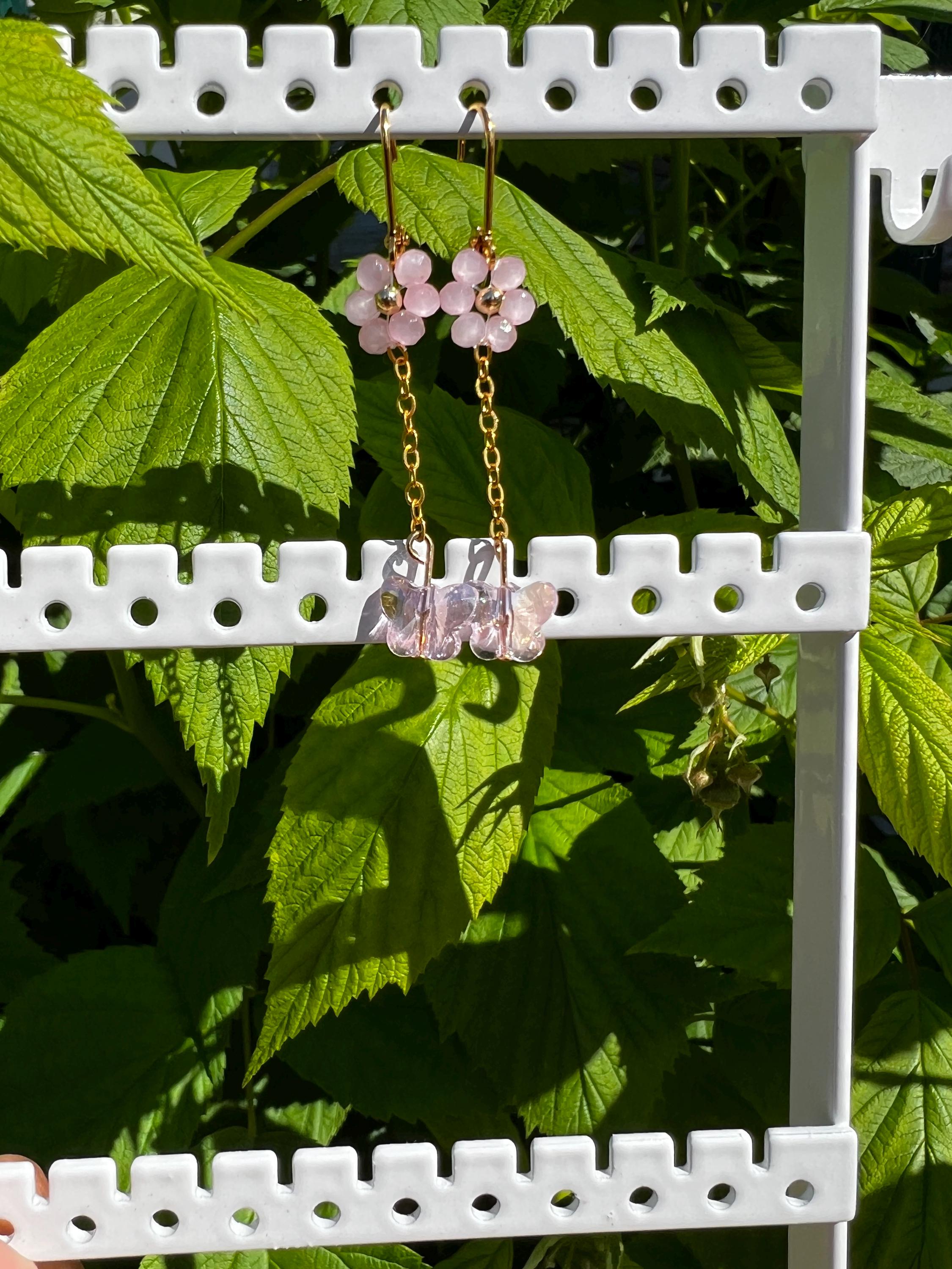 Daisy pink crystal earrings with butterfly