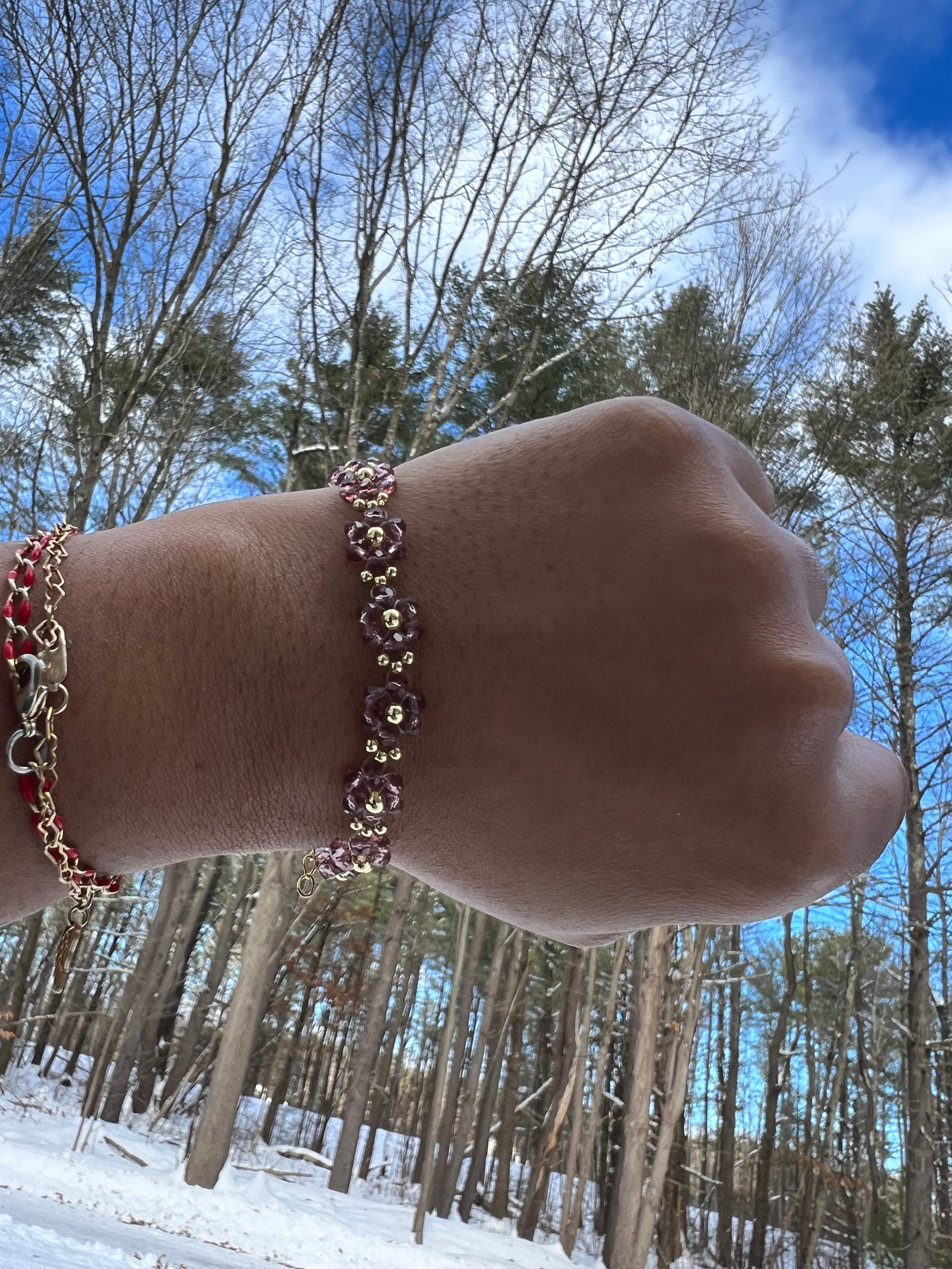 Nude daisy crystal bracelet