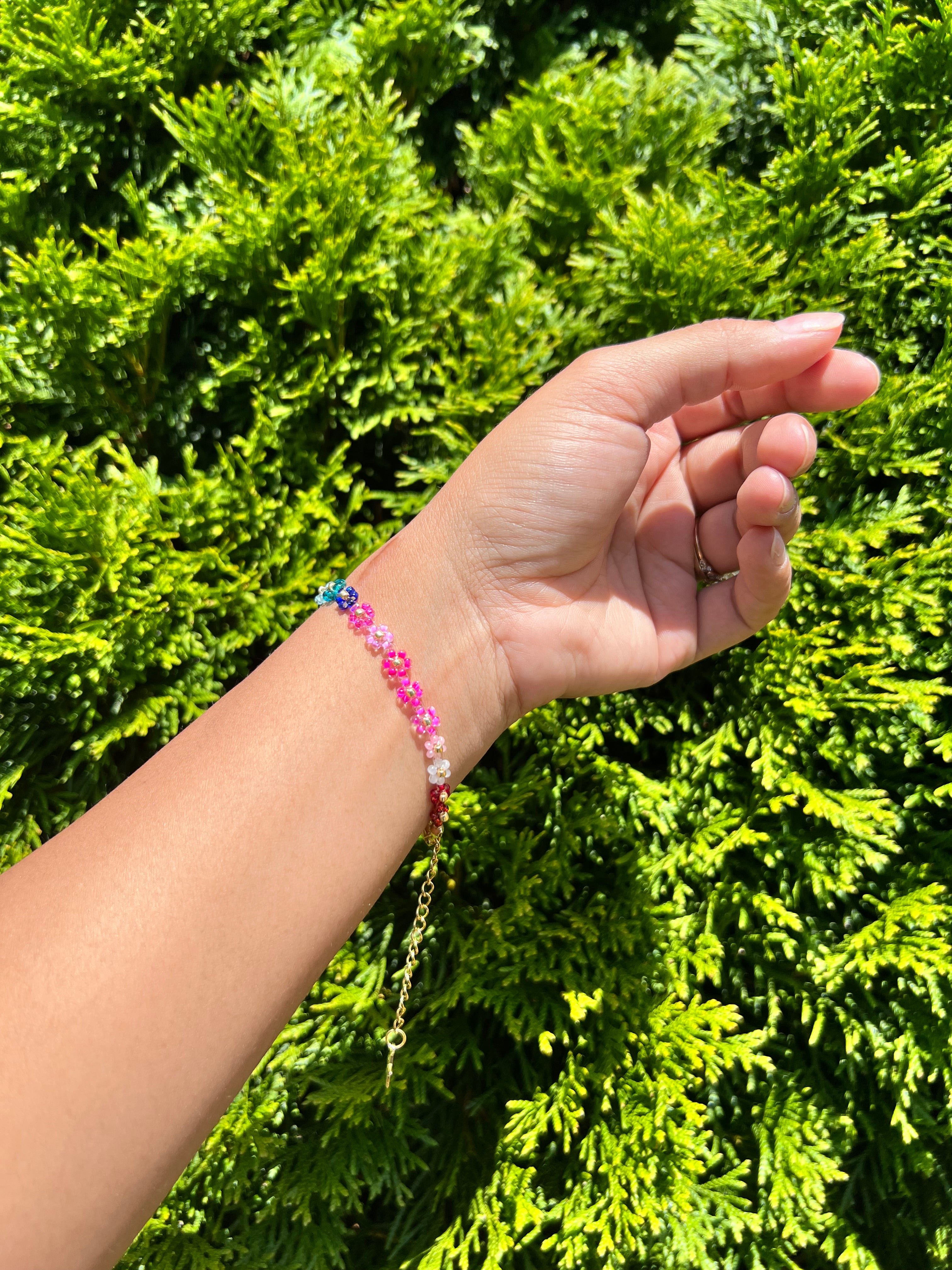 Multi colored daisy flower bracelet