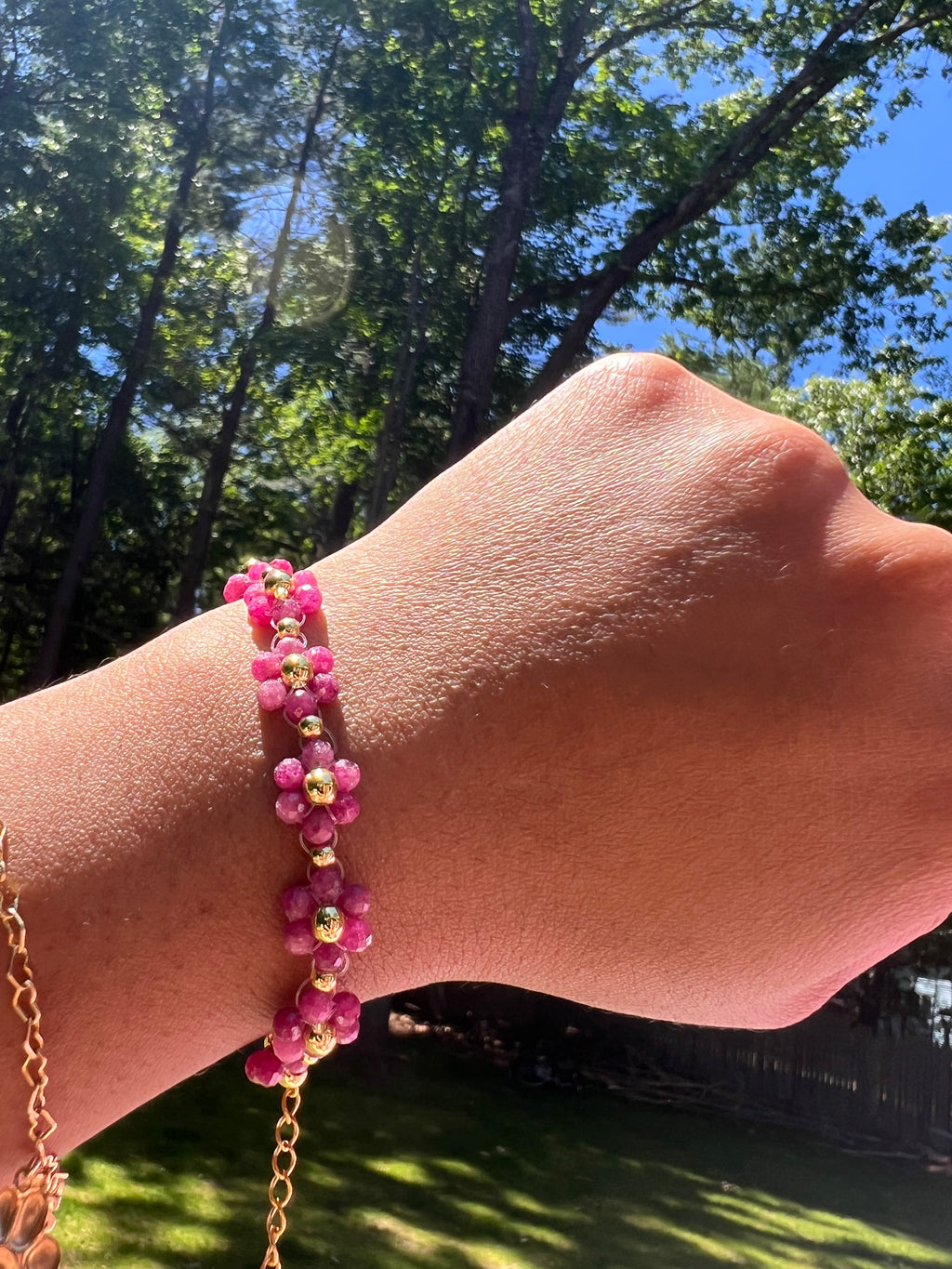 Pink stone daisy bracelet