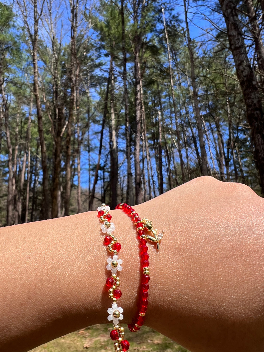 White and Red Daisy stacker bracelet & rose charm