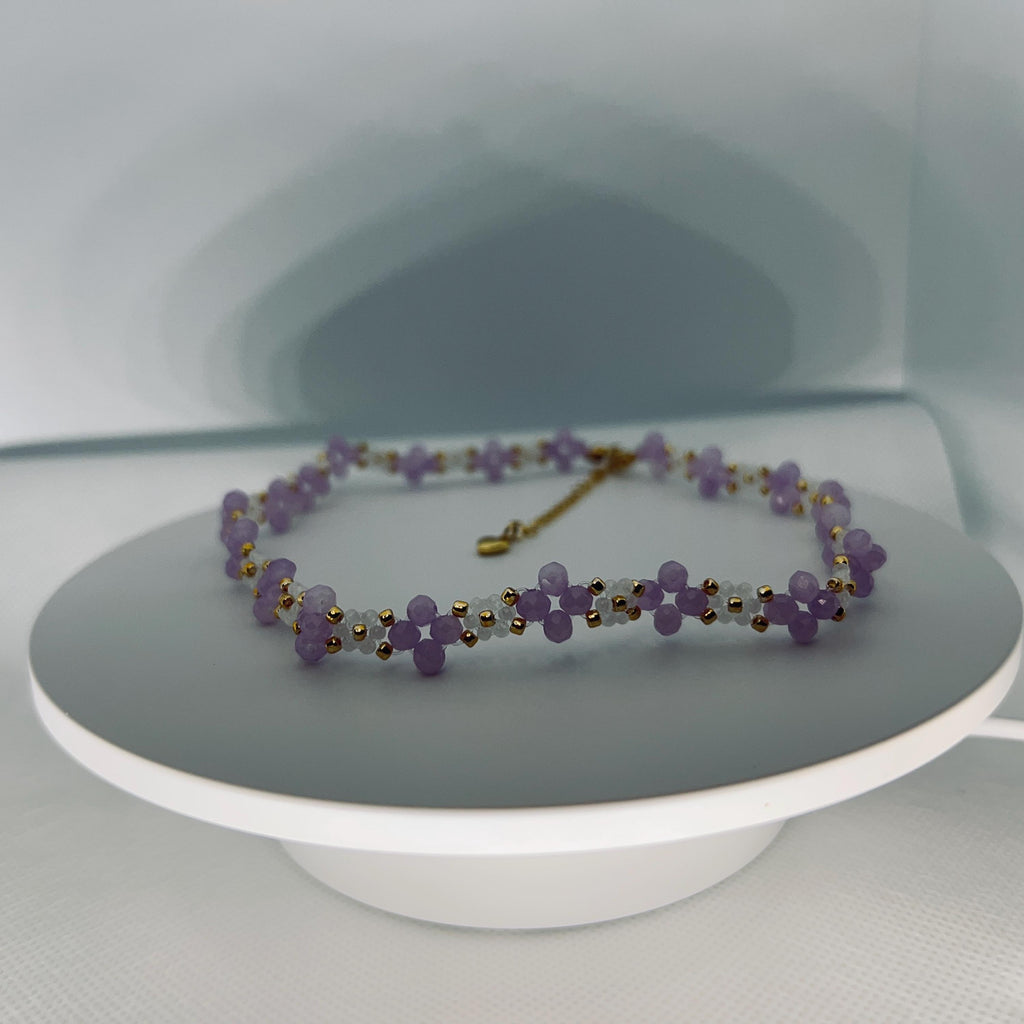 Daisy beaded flower Necklace