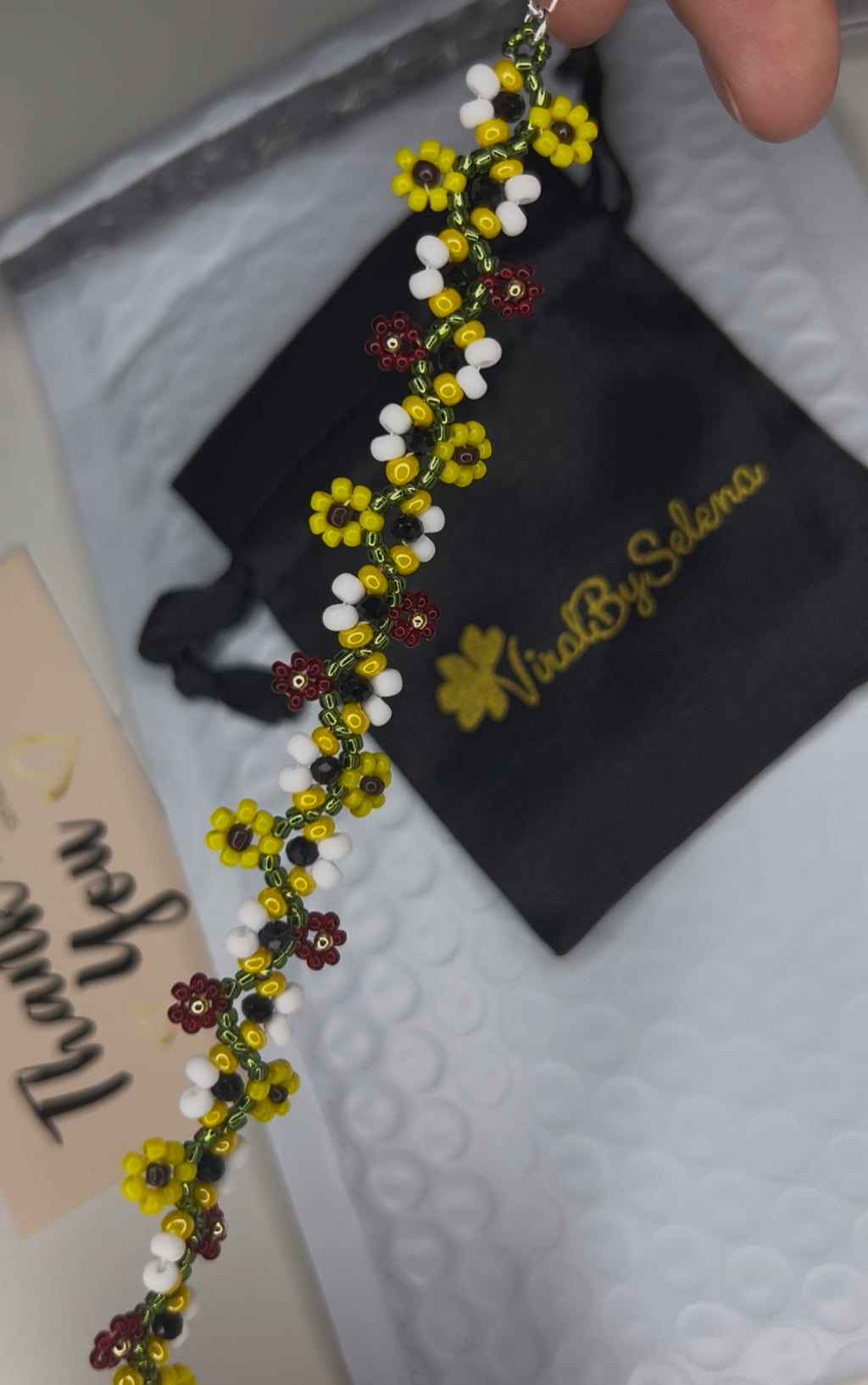 🌹rose, 🌻sunflower & bees 🐝 daisy bracelet