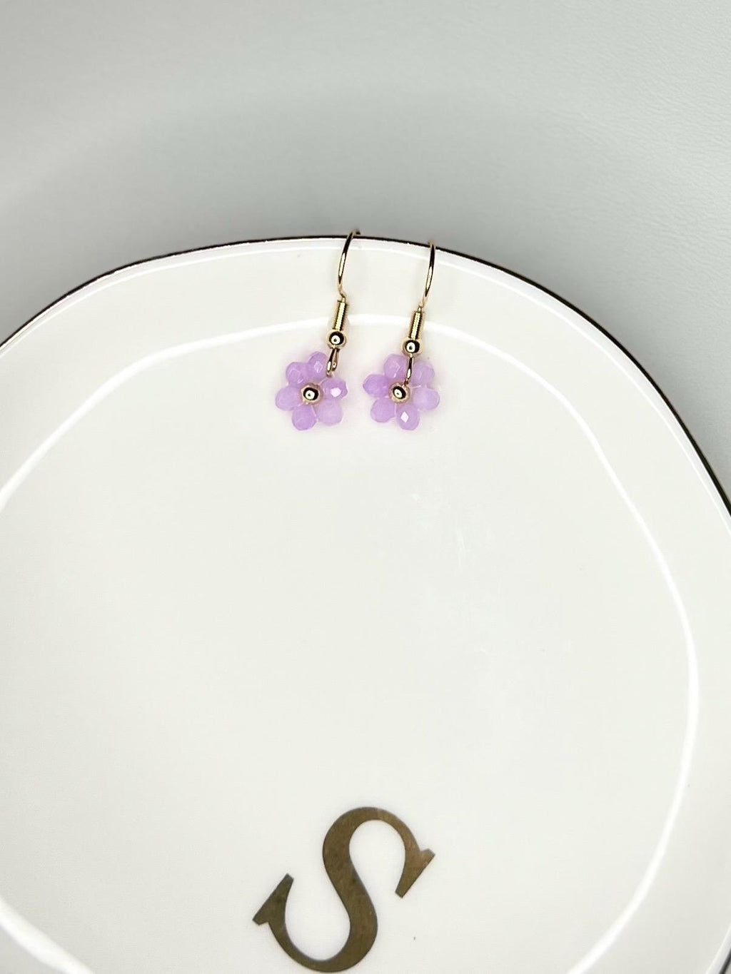 Daisy purple crystal earrings