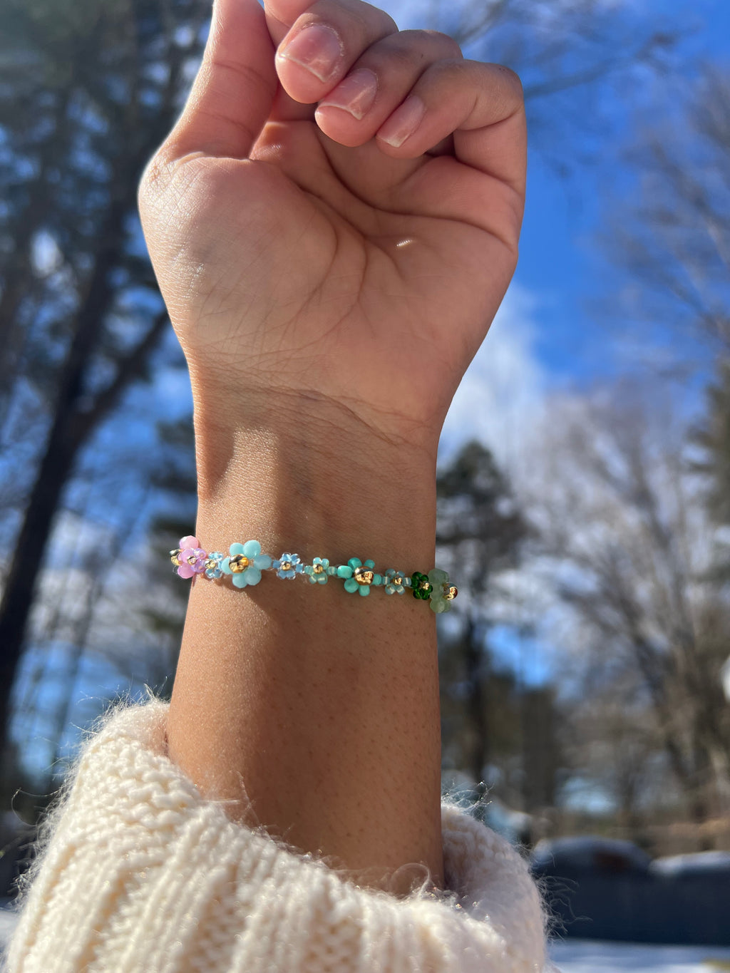 Pastel daisy bracelet