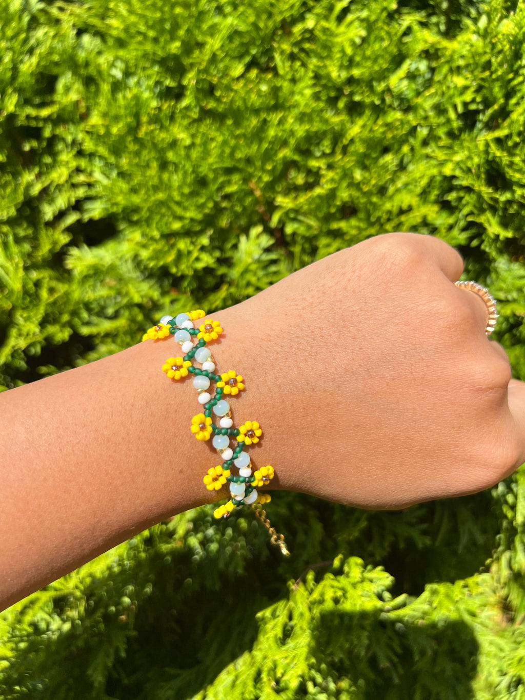 Sunflower daisy vine Beaded Bracelet