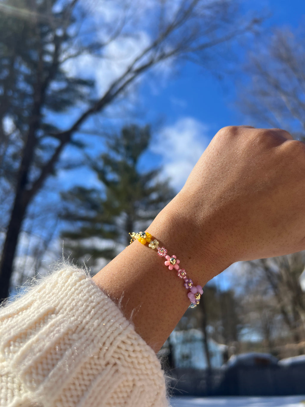 Pastel daisy bracelet