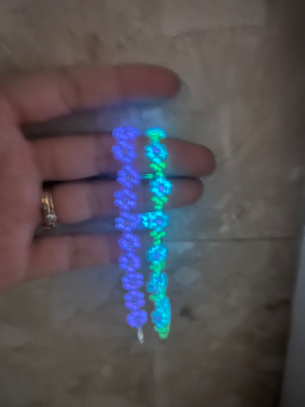 Glow in the dark daisy bracelet