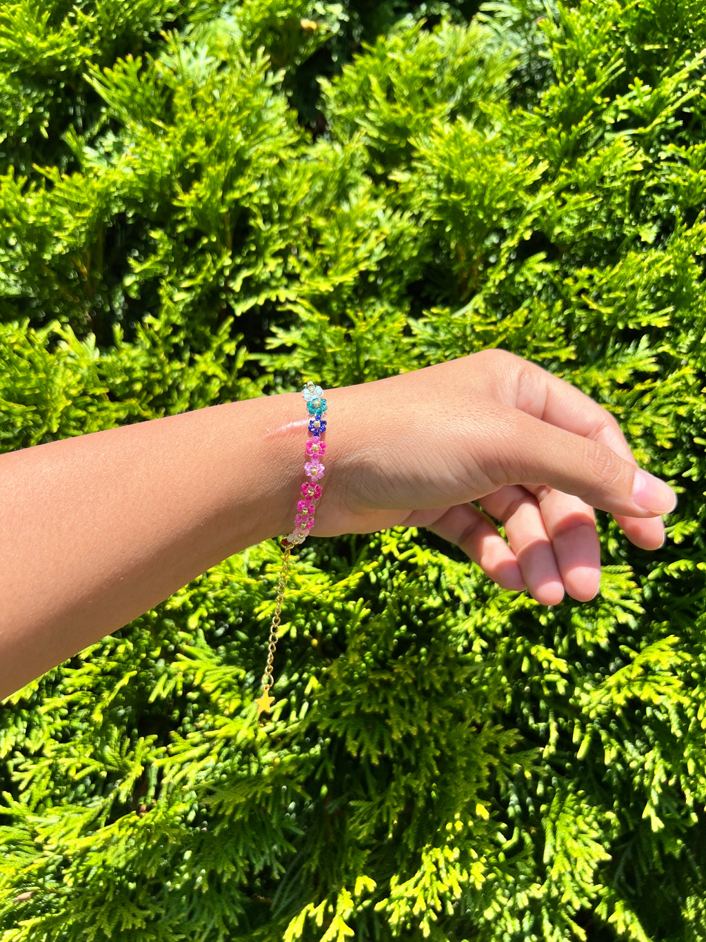 Multi colored daisy flower bracelet