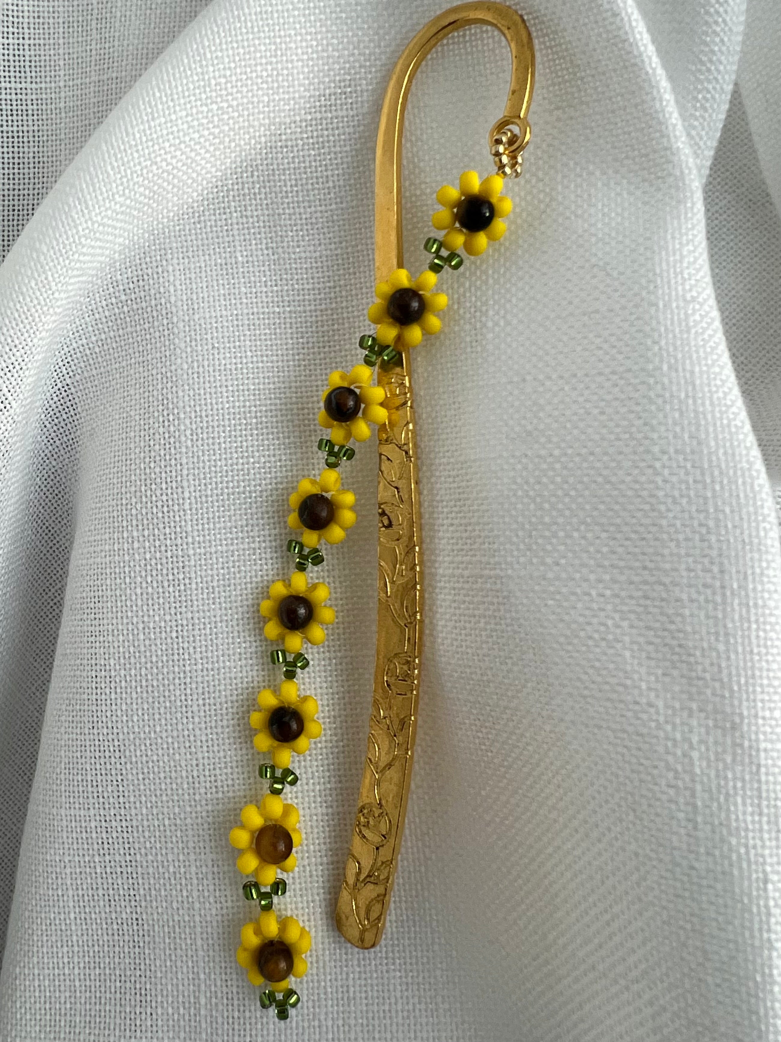 Sunflower Beaded bookmark with tiger eye