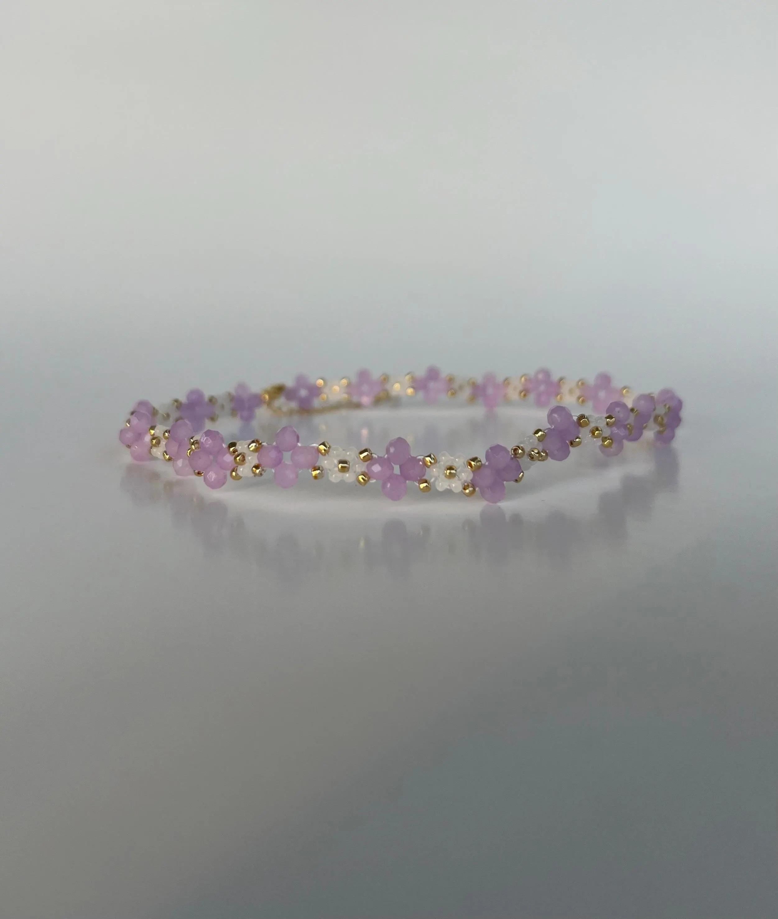 Daisy beaded flower Necklace